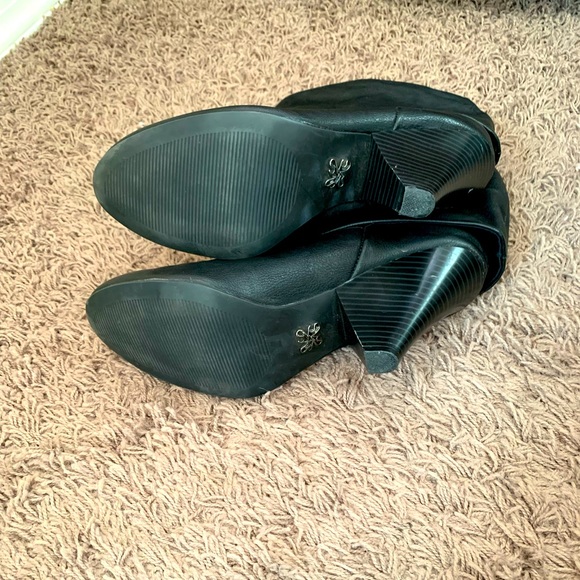 Simply Vera Vera Wang Boots - Picture 3 of 3